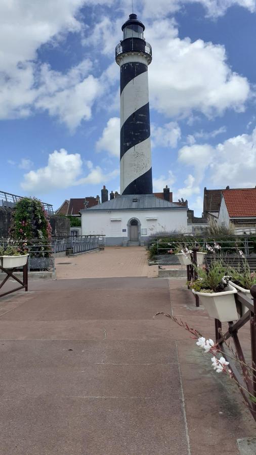 Maison Chez Lili à 200 m de la plage ,jardin privé et clos Gravelines Exterior foto